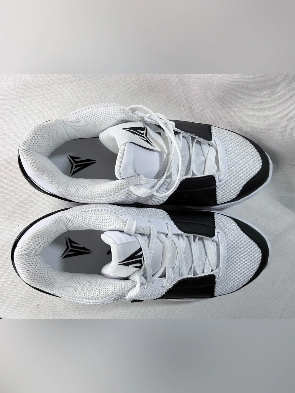 Nike JA 1 Scratch 2.0 JA Morant’s Men's White and Black Athletic Sneakers Sz 8.5